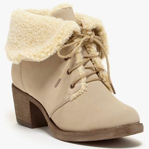 BUCCO | Damari Lace-Up Bootie With Faux Fur Foldover in Taupe Suede, size 8